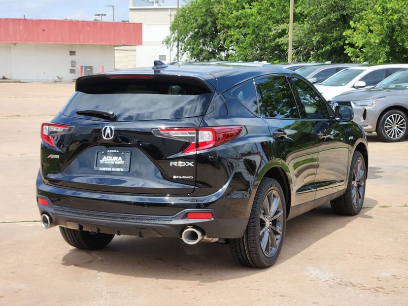 2026 Acura RDX - Image 2