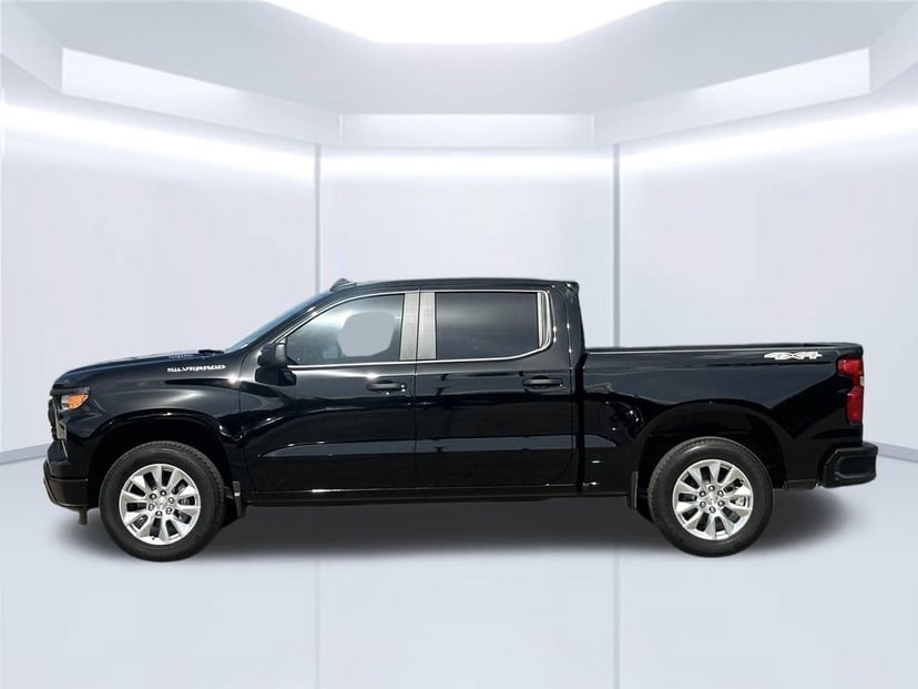 2026 Chevrolet Silverado 1500 - Image 1
