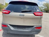 2016 Jeep Cherokee - Preview 12