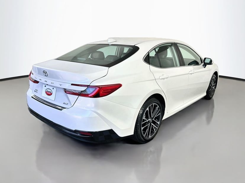 2026 Toyota Camry - Image 3