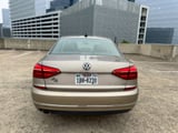 2016 Volkswagen Passat - Preview 9
