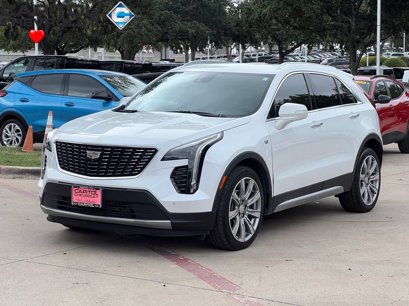 2023 Cadillac XT4 - Image 1
