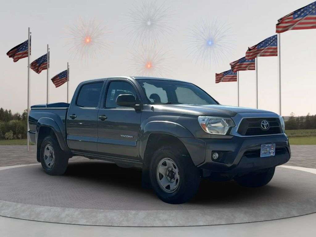 2015 Toyota Tacoma - Image 1