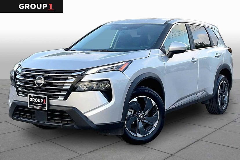 2025 Nissan Rogue - Image 1
