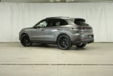 2026 Porsche Cayenne - Preview 3