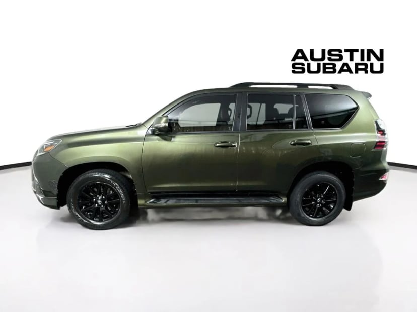 2023 Lexus GX - Image 2