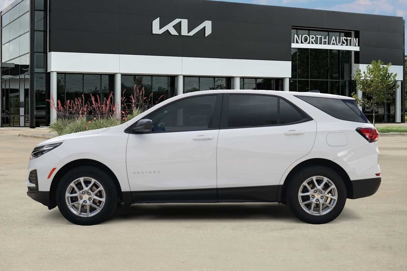 2024 Chevrolet Equinox - Image 2