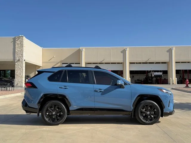 2024 Toyota RAV4 - Image 3