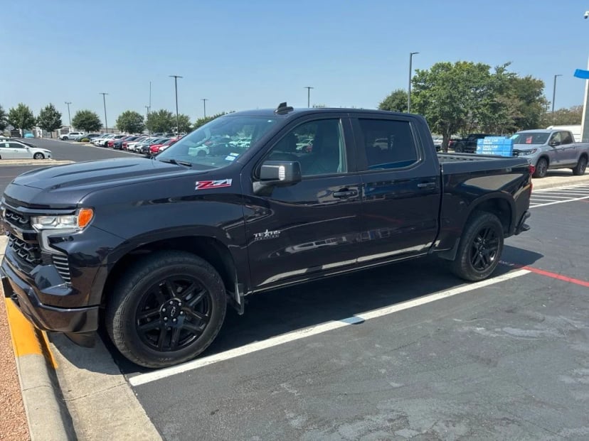 2023 Chevrolet Silverado 1500 - Image 1