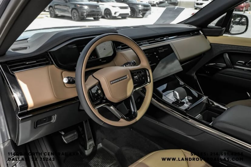 2026 Land Rover Range Rover Sport - Image 3