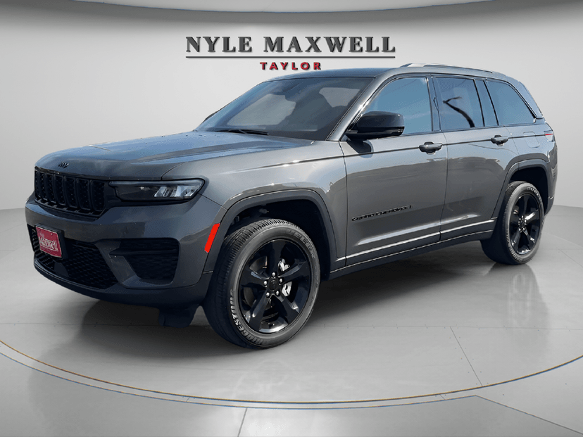 2023 Jeep Grand Cherokee - Image 1