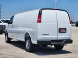 2026 Chevrolet Express Cargo - Preview 5