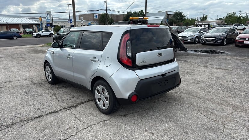 2014 Kia Soul - Image 2