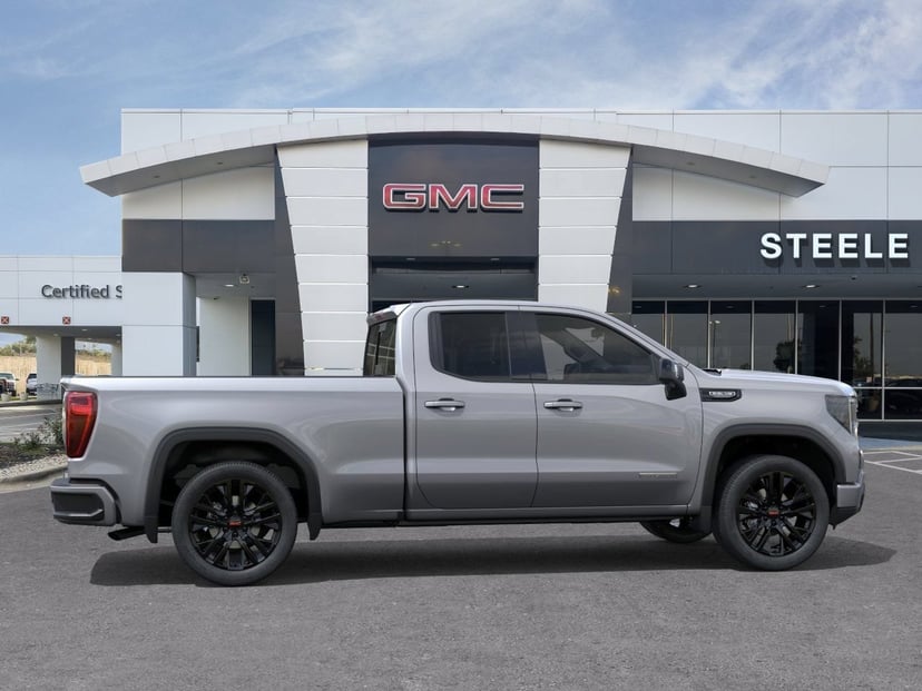 2026 GMC Sierra 1500 - Image 2