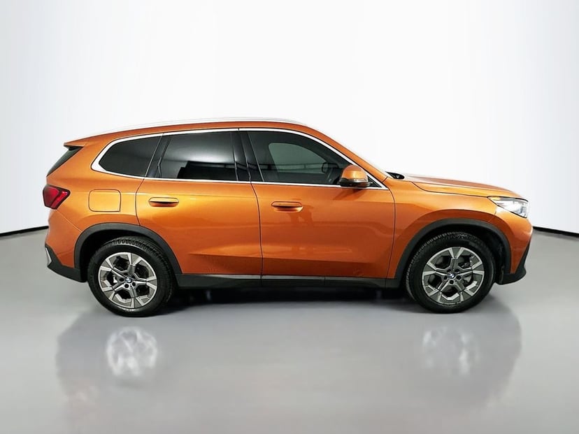 2023 BMW X1 - Image 3