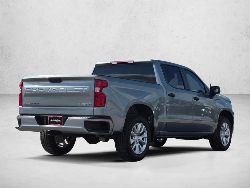 2026 Chevrolet Silverado - Image 2