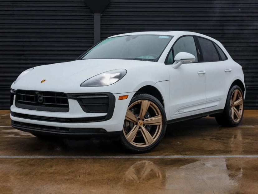 2026 Porsche Macan - Image 1
