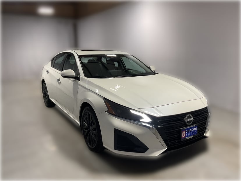 2025 Nissan Altima - Image 1