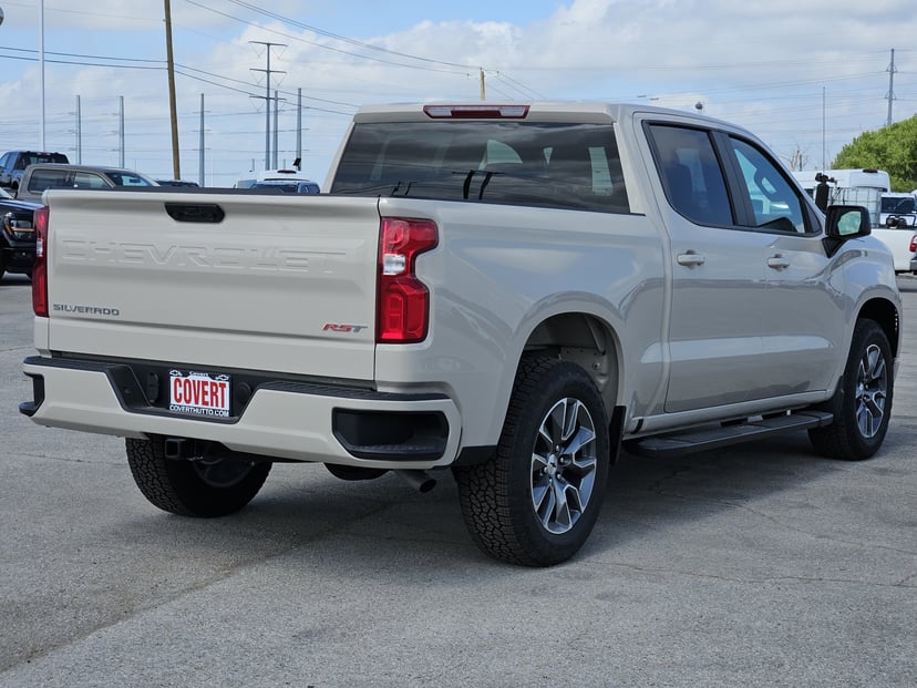 2026 Chevrolet Silverado - Image 3