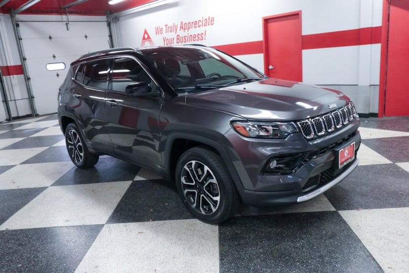 2024 Jeep Compass - Image 1