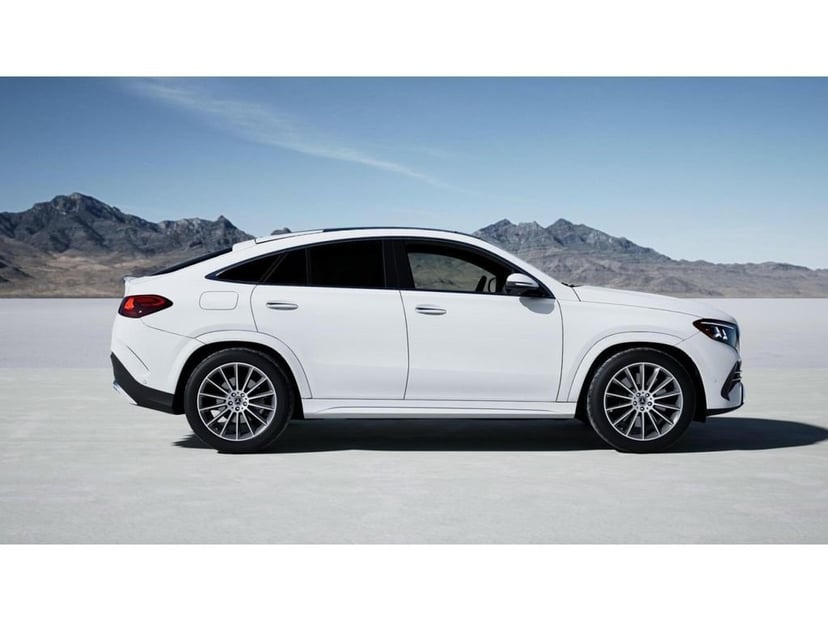 2027 Mercedes-Benz GLE - Image 1