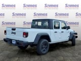 2026 Jeep Gladiator - Preview 5