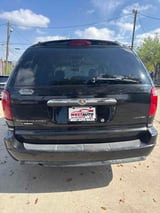 2007 Chrysler Town & Country - Preview 3