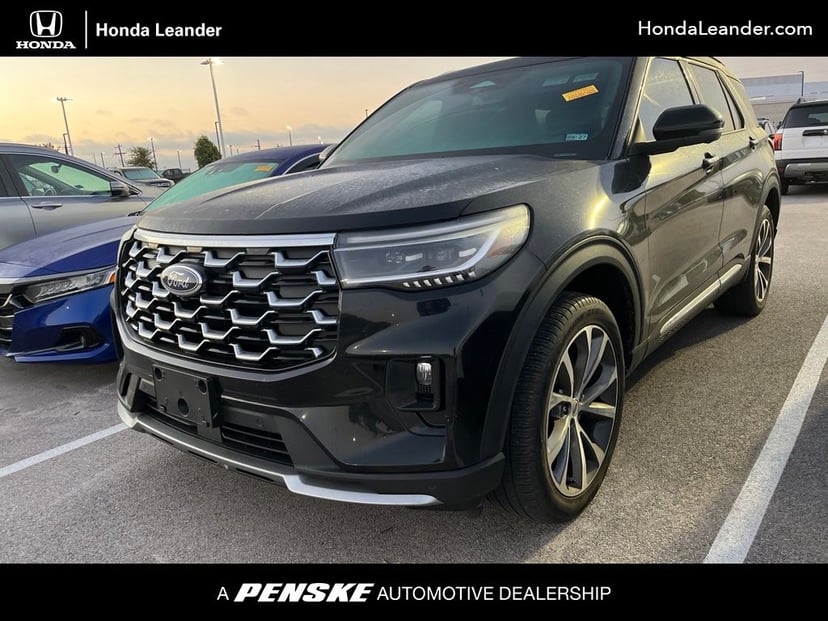 2025 Ford Explorer - Image 2