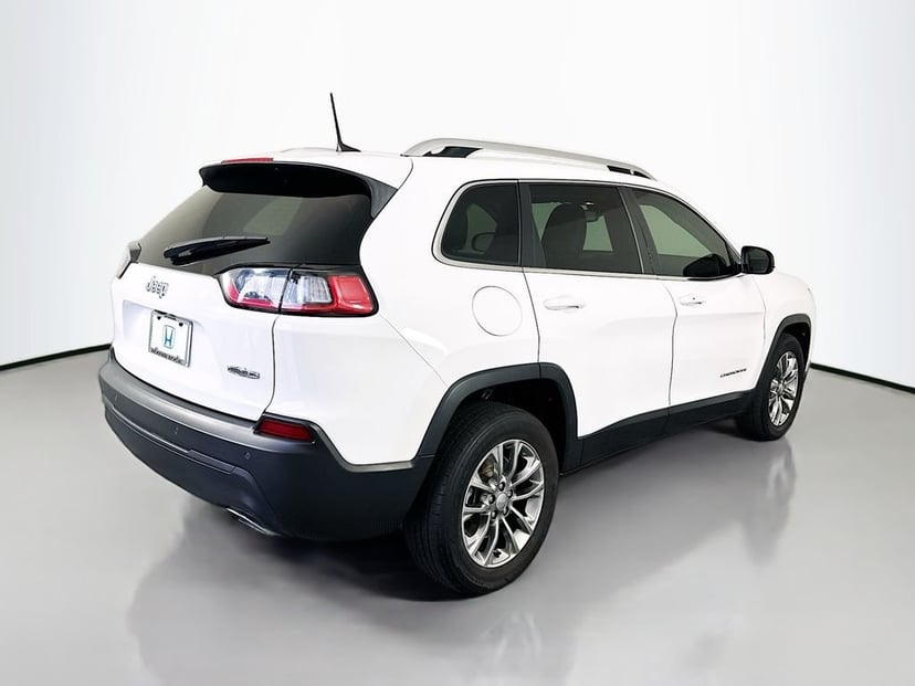 2021 Jeep Cherokee - Image 3