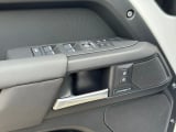 2026 Land Rover Defender - Preview 11