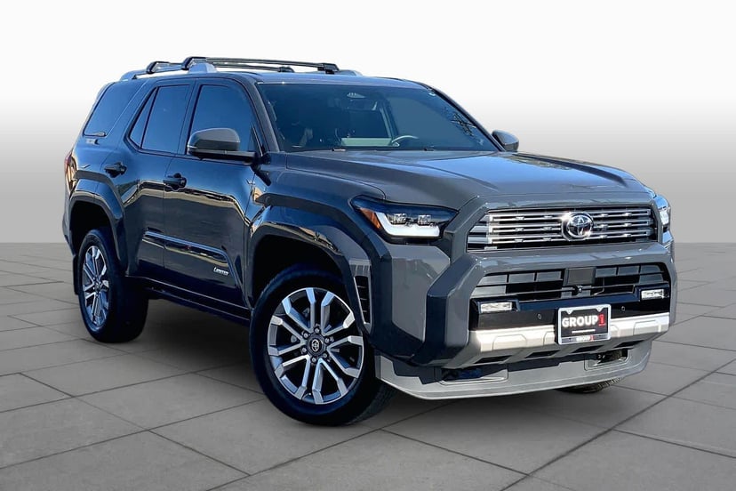 2025 Toyota 4runner - Image 1