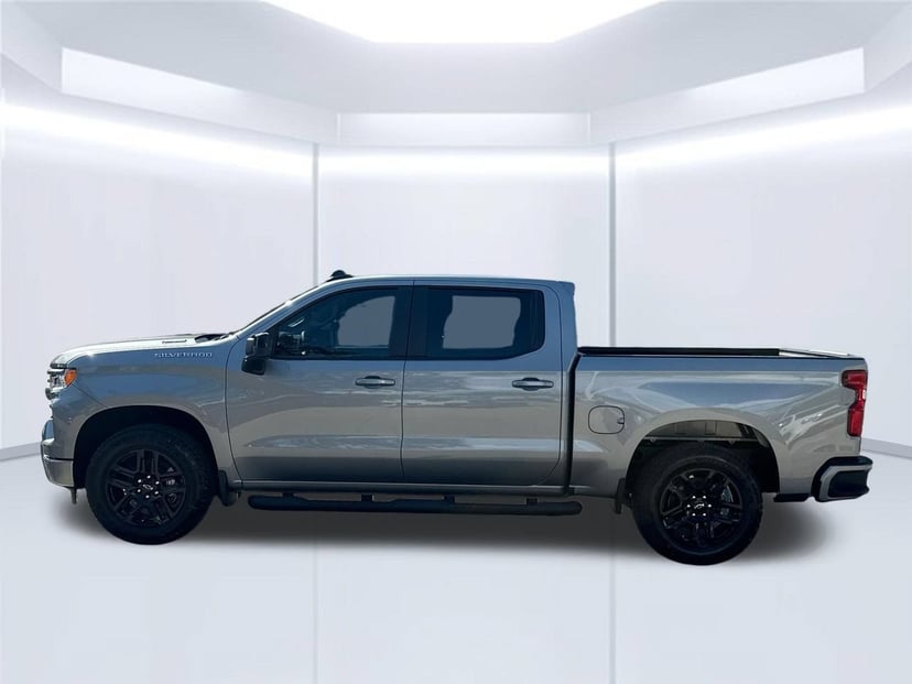 2026 Chevrolet Silverado 1500 - Image 2