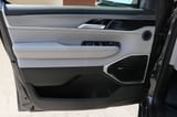 2026 Jeep Grand Wagoneer - Preview 10