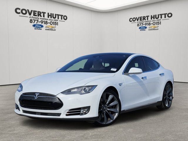 2015 Tesla Model S - Image 1