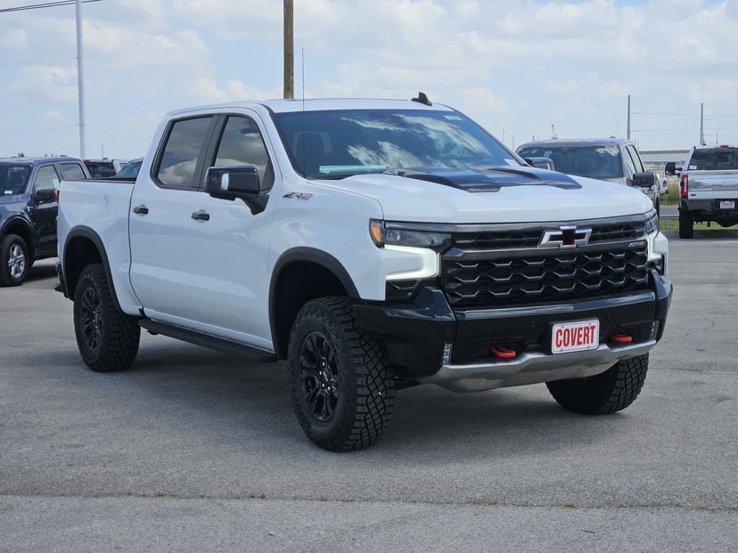 2026 Chevrolet Silverado 1500 - Image 3