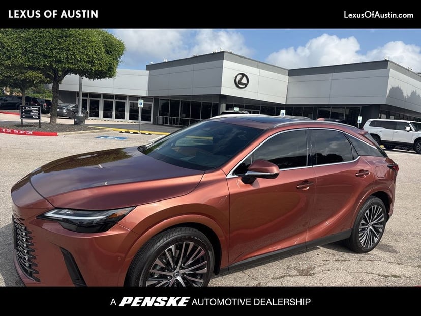 2024 Lexus RX - Image 2