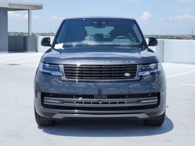 2026 Land Rover Range Rover - Image 2