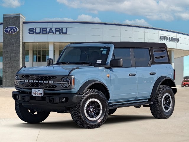 2023 Ford Bronco - Image 1