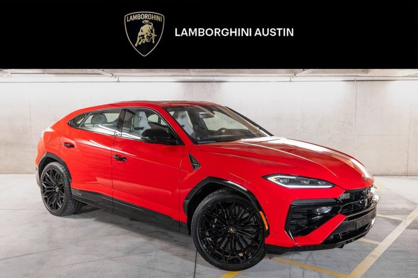 2025 Lamborghini URUS - Image 1