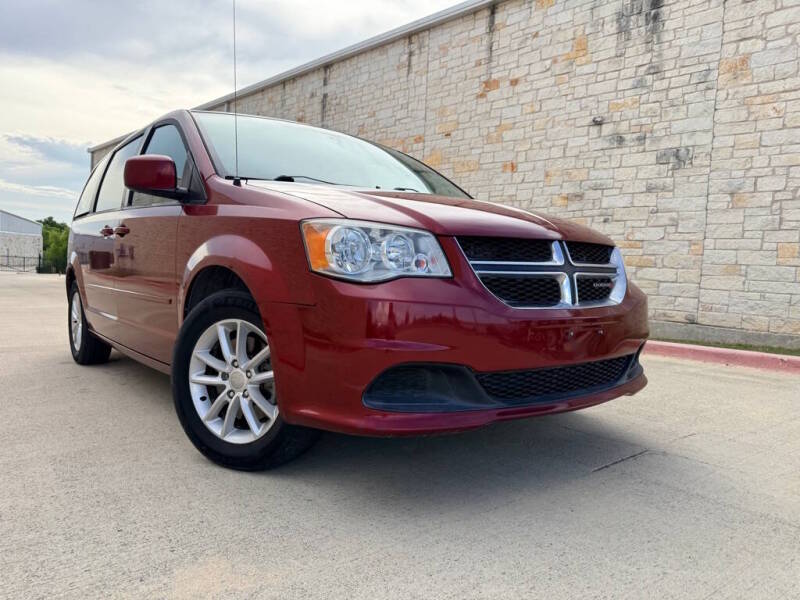 2015 Dodge Grand Caravan - Image 1