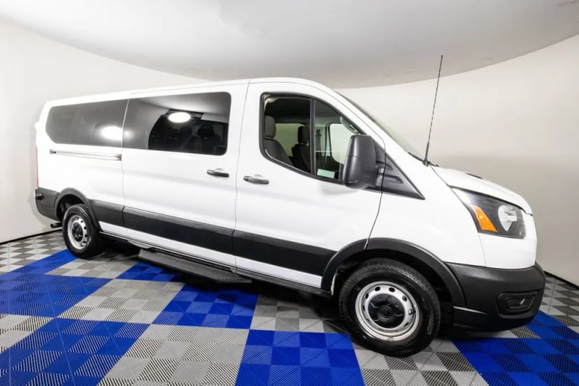 2024 Ford Transit - Image 2