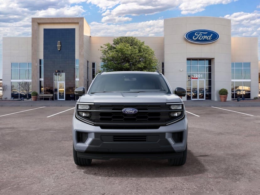 2027 Ford Expedition MAX - Image 1