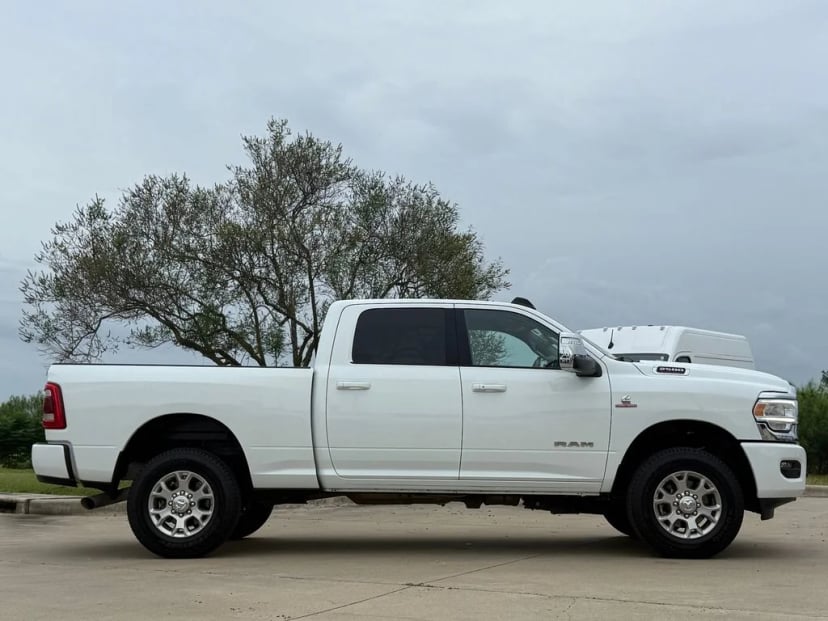 2024 Dodge 2500 - Image 3