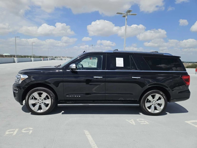 2023 Ford Expedition MAX - Image 2
