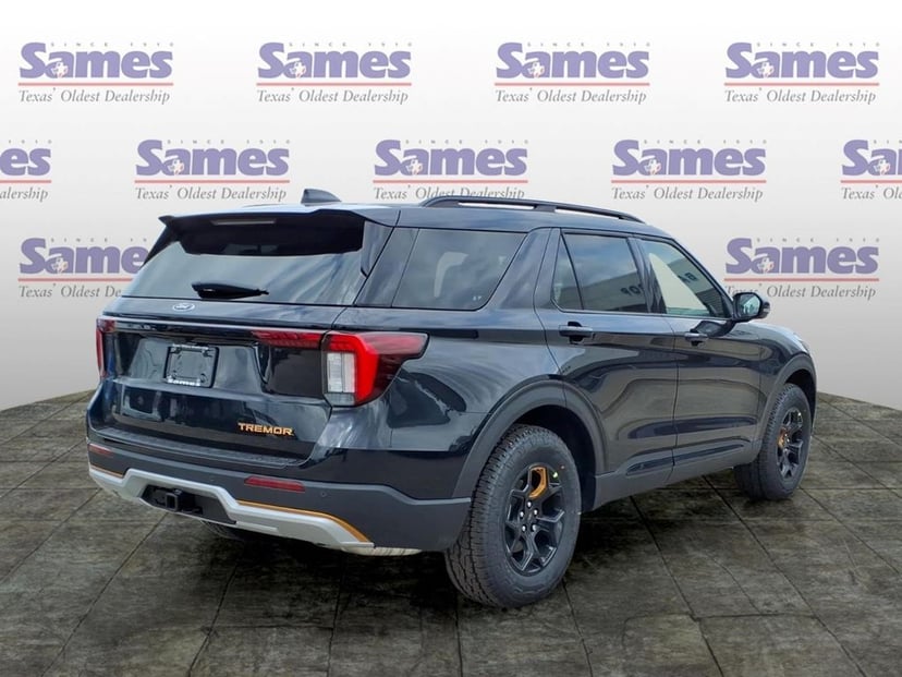 2026 Ford Explorer - Image 3
