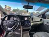 2015 Toyota Sienna - Preview 6