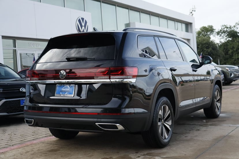 2026 Volkswagen Atlas - Image 3