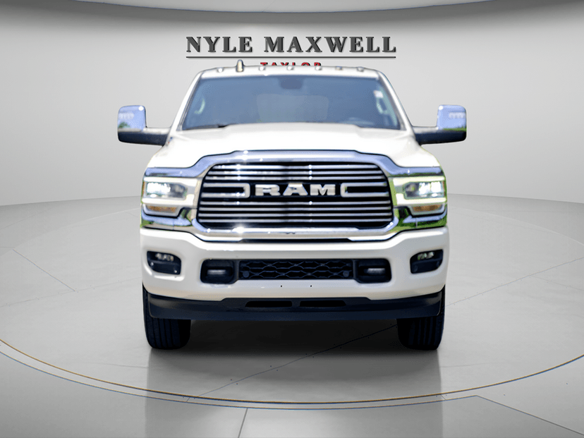 2024 Ram 3500 - Image 3