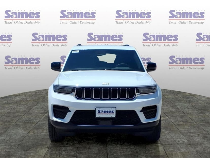 2026 Jeep Grand Cherokee - Image 3