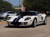 2005 Ford GT - Preview 2